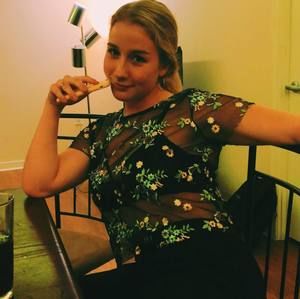 Meet your Posher, Devin